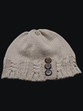 LITTLE GIRL'S BEANIE KNIT HAT